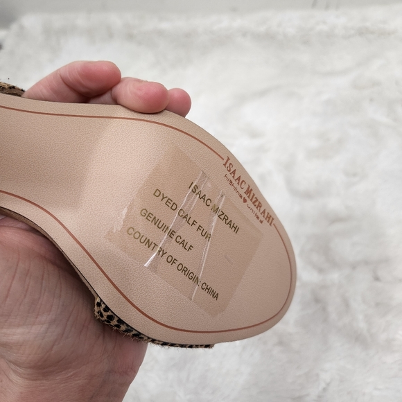 Isaac Mizrahi Alison Cheetah block heel - Picture 8 of 9